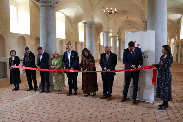 Slavnostní zakončení obnovy jižního křídla hosp. dvora v Zákupech